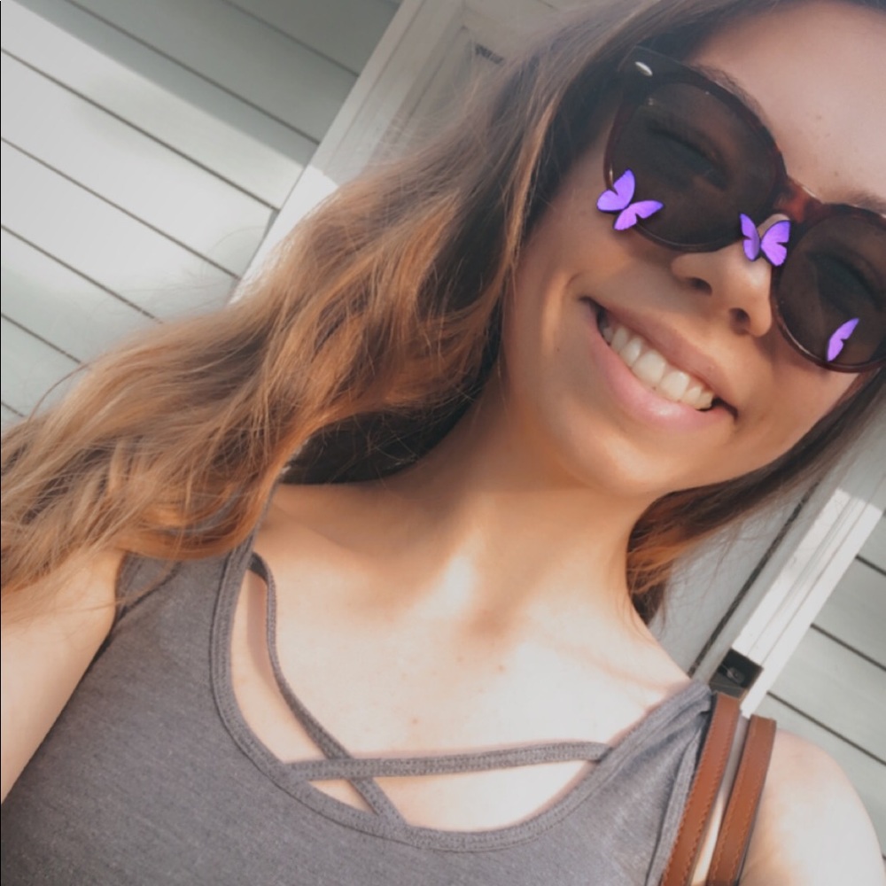 Meet your Posher, Erica